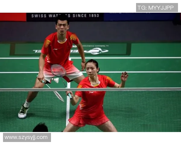 深圳羽毛球队展现灵活战术与团队协作的精彩表现分析